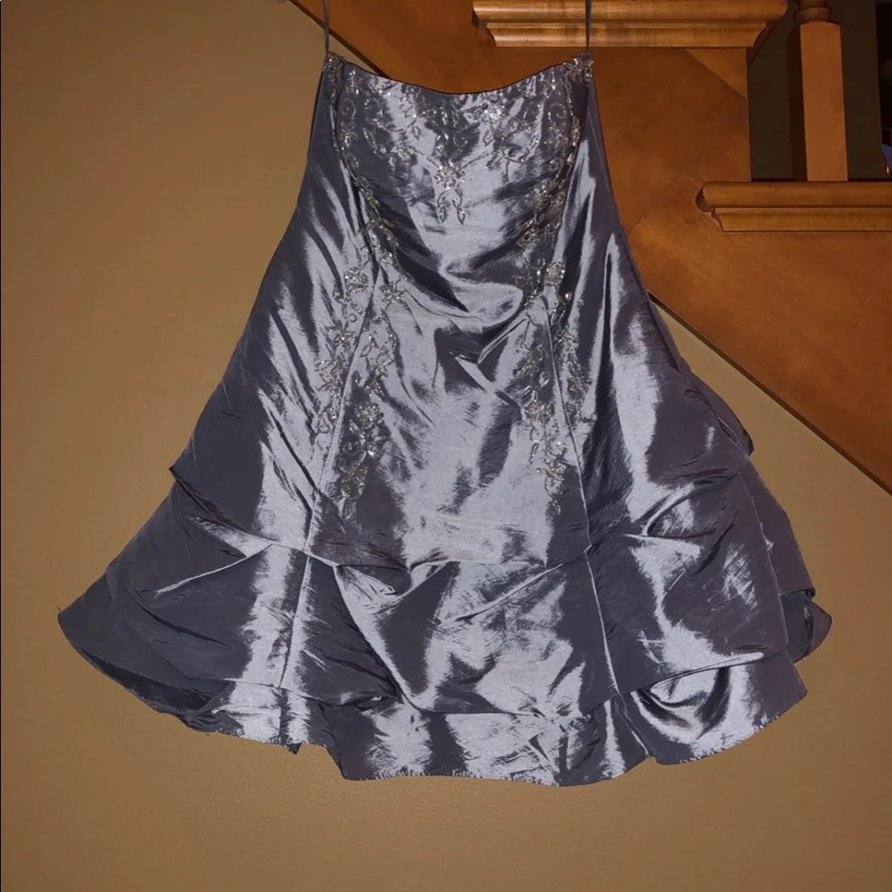 Jump Apparel Strapless Dress. Size: 11/12